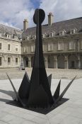 Alexander Calder, The Tall One, 1968, Sheet metal, bolts, and paint, 366 x 239 x 239 cm, Courtesy Calder Foundation, New York Alexander Calder, The Tall One, 1968, Sheet metal, bolts, and paint, 366 x 239 x 239 cm, Courtesy Calder Foundation, New York