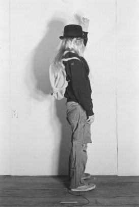 Cindy Sherman, Untitled # 428, 1976/2005, b/w photograph, 19 x 12,7 cm (unframed), 7,5 x 5 inches (unframed), 25,4 x 20,3 cm (framed), 10 x 8 inches (framed), Edition 3/20, MSPM CSH 05680, Courtesy of the artist, Metro Pictures New York and Sprueth Magers Berlin London Cindy Sherman, Untitled # 428, 1976/2005, b/w photograph, 19 x 12,7 cm (unframed), 7,5 x 5 inches (unframed), 25,4 x 20,3 cm (framed), 10 x 8 inches (framed), Edition 3/20, MSPM CSH 05680, Courtesy of the artist, Metro Pictures New York and Sprueth Magers Berlin London