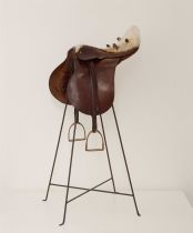 Dorothy Cross, Saddle, 1993, Saddle, cow's udder, metal stand, 118 x 56 x 56 cm, Collection Irish Museum of Modern Art, Purchase, 1991 Dorothy Cross, Saddle, 1993, Saddle, cow's udder, metal stand, 118 x 56 x 56 cm, Collection Irish Museum of Modern Art, Purchase, 1991