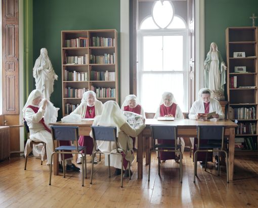 Jackie Nickerson, Green Room, 2005, Media wise - lightjet print on Fuji Crystal archive paper, 139.7 x 109.2 cm, Collection Irish Museum of Modern Art, Purchase, 2006 Jackie Nickerson, Green Room, 2005, Media wise - lightjet print on Fuji Crystal archive paper, 139.7 x 109.2 cm, Collection Irish Museum of Modern Art, Purchase, 2006