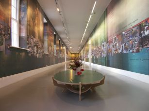 Jorge Pardo, Installation image, Irish Museum of Modern Art, 2010