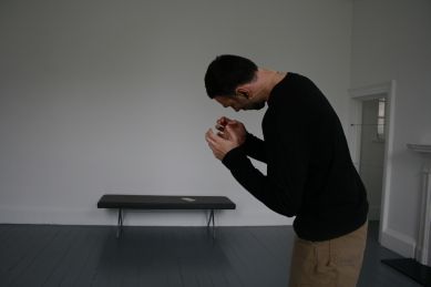 Michael Kliën, Silent Witness/A Dancing Man, 2011. Photo © Christina Gangos Michael Kliën, Silent Witness/A Dancing Man, 2011. Photo © Christina Gangos